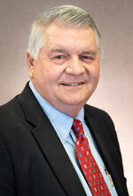 Real Estate Agent Mike Palmer